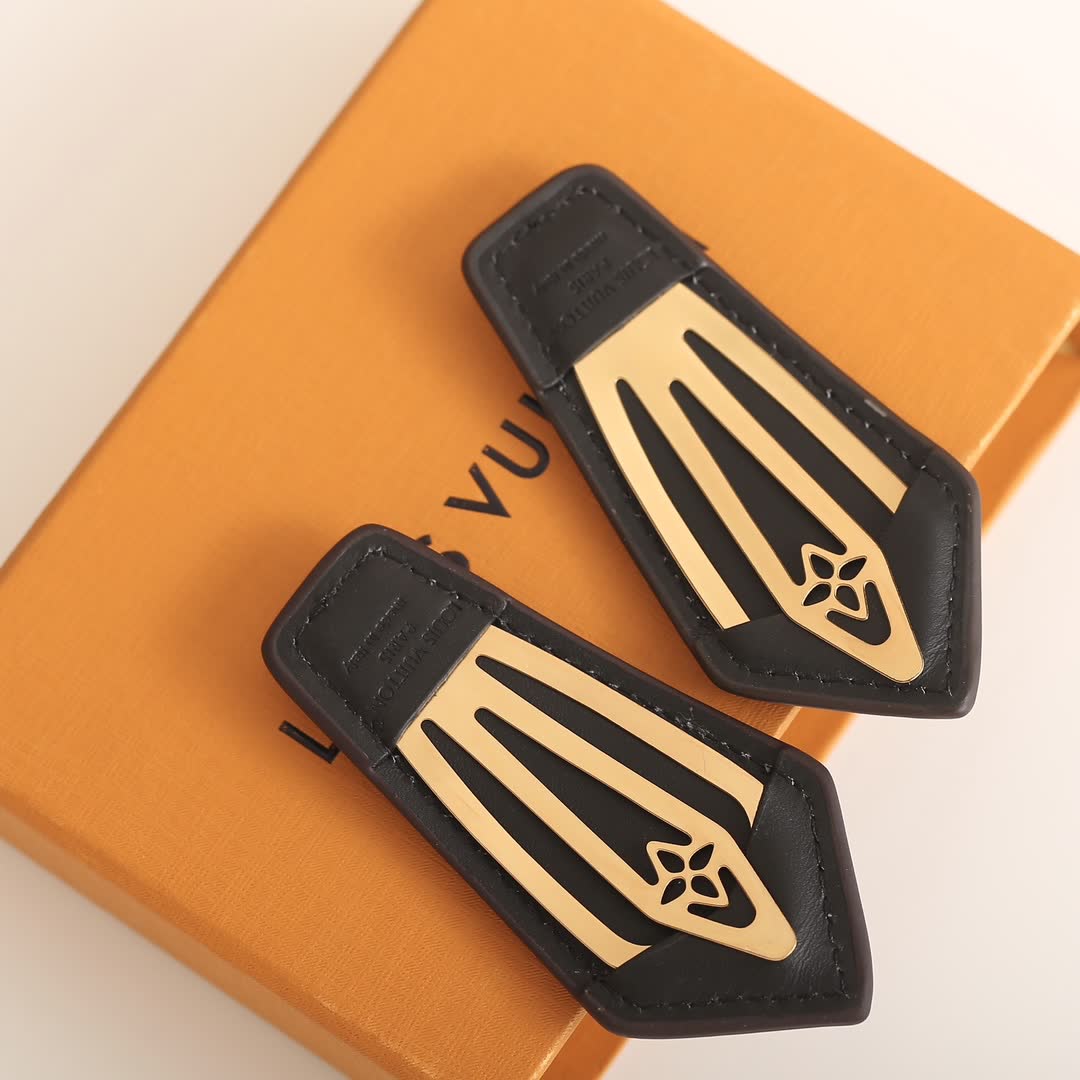 Louis Vuitton Hair Clips